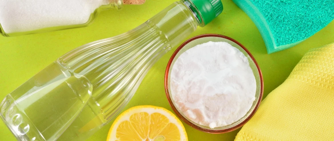 how to use whiote vinegar for cleaning