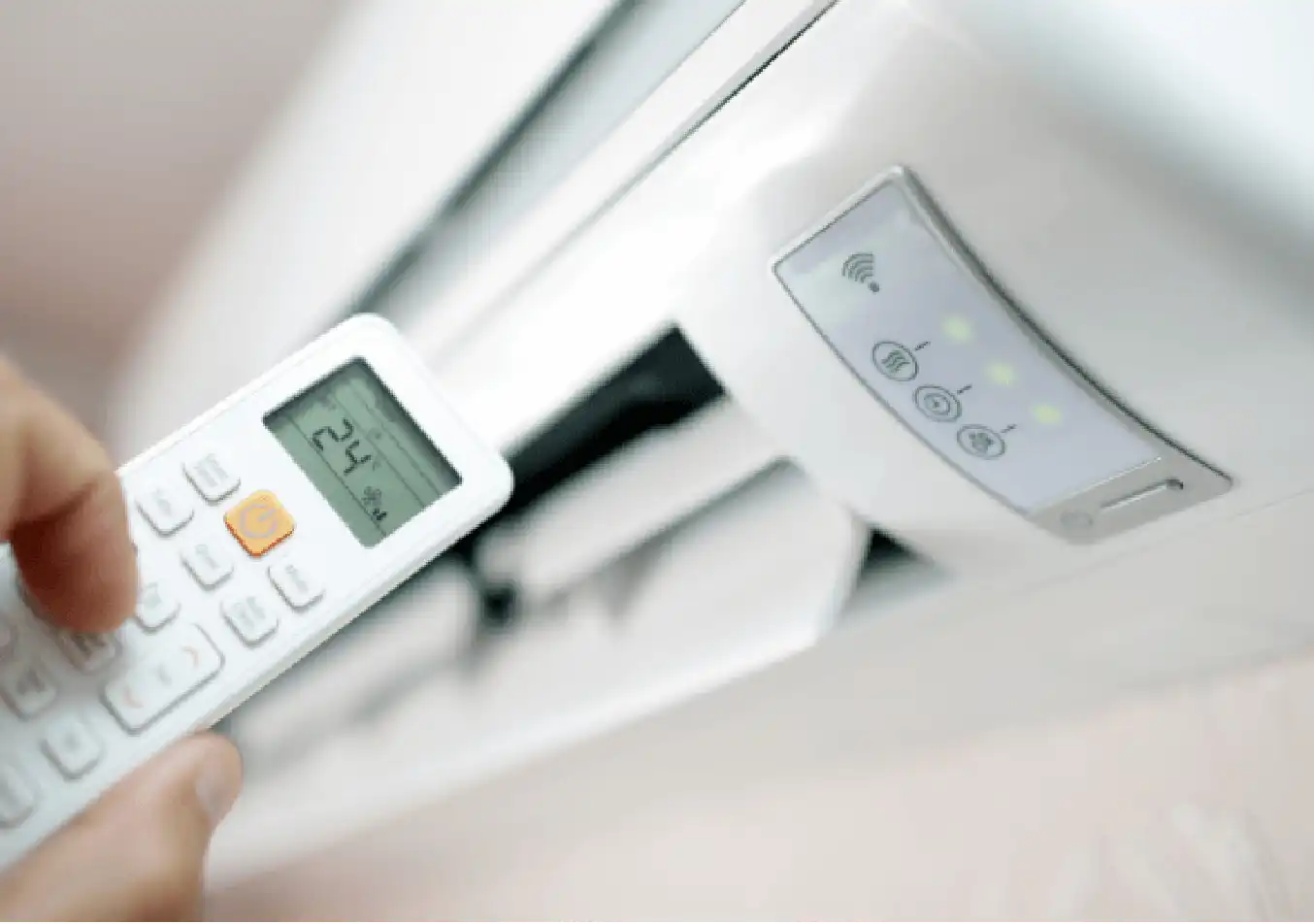 lowering the room temperature via airconditioner