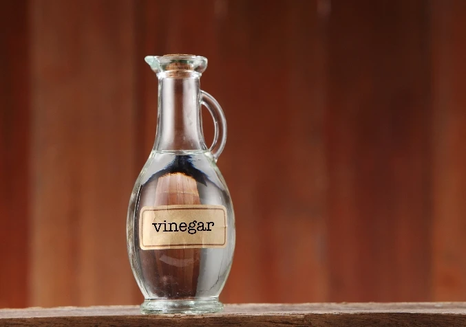white vinegar coffee stain cleaning solution