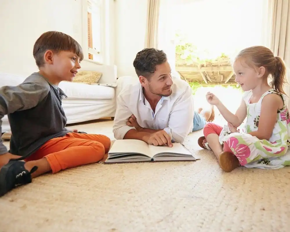 entertaining children on a road trip