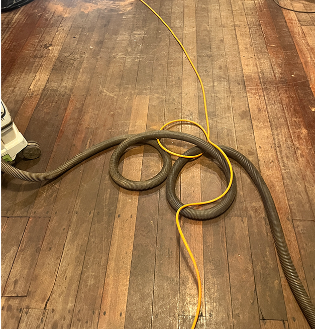 Floor Vesting 03 B