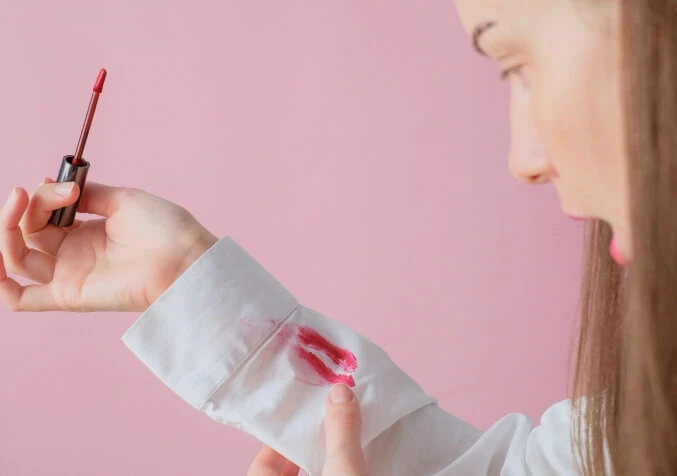 clean lipstick stains from cloth with WD-40