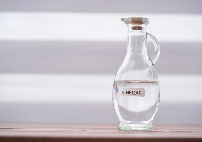 Removing Soap Scum Using Vinegar