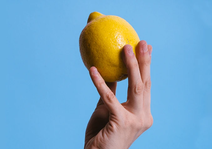 cleaning with lemons