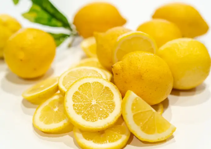 lemon slices for treating rust stains on carpet