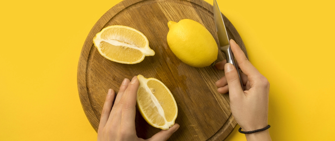10 ways you can use lemon for cleaning