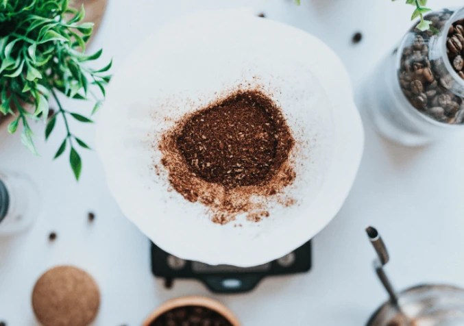 cleaning uses of coffee grounds